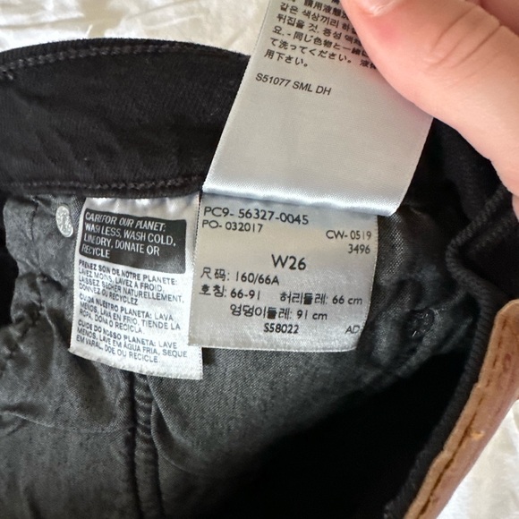 Black Levis 501 - Picture 4 of 4
